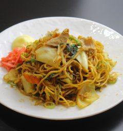鳥取B級グルメ ホルモン焼きそば